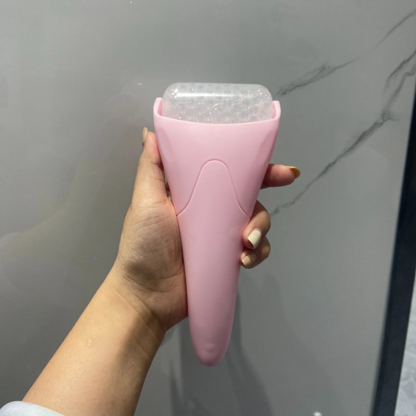 Large Ice Roller/Massager Facial Cooling Beauty Tool,Ice Roller for Face And Eye, Athome Spa,Skincare Routine,Handheld Massager